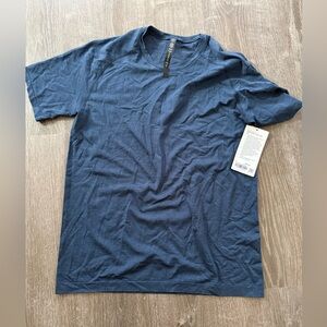 Men’s lululemon metal vent tech short sleeve 2.0